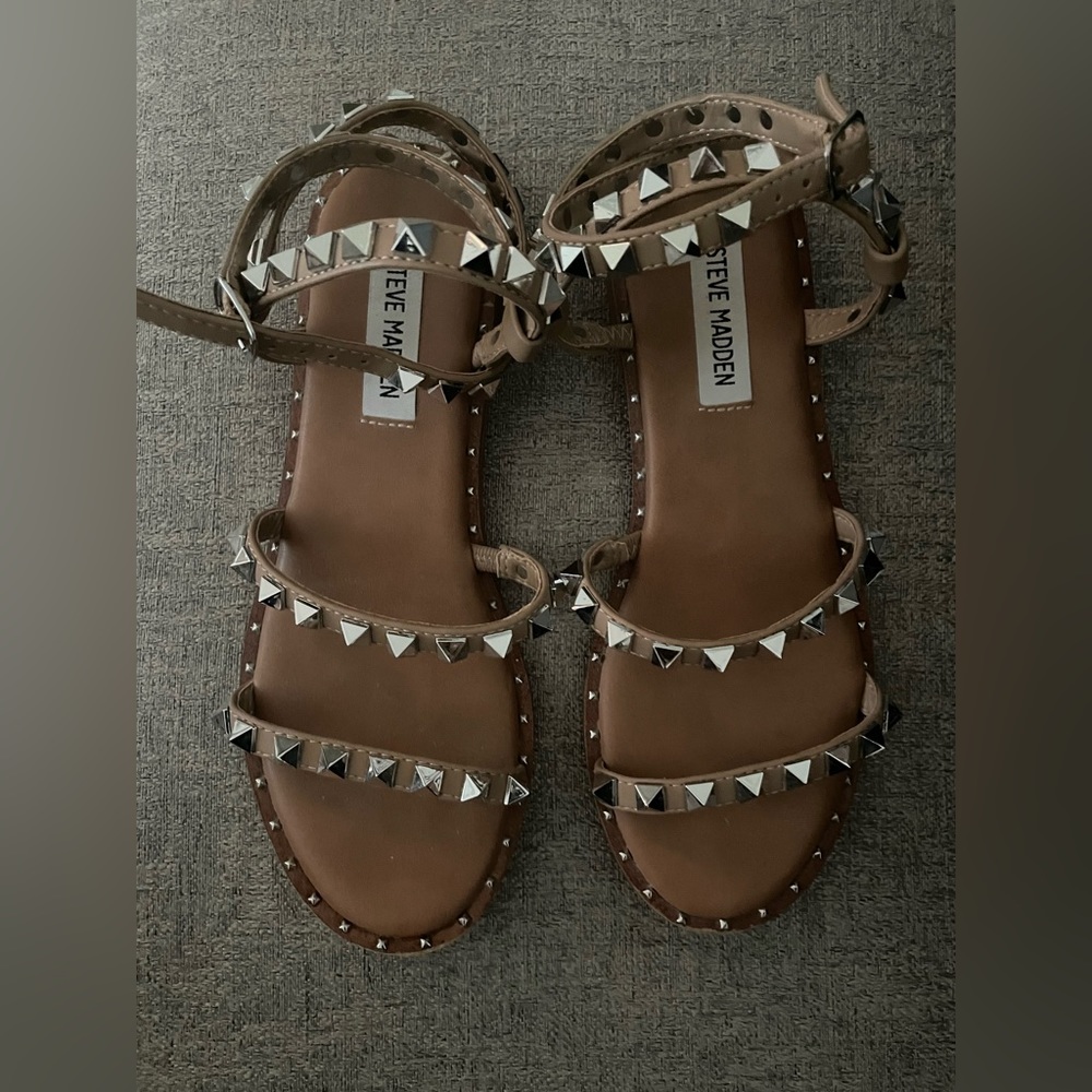 Steve Madden Travel Studded Gladiator - Picture 2 of 2